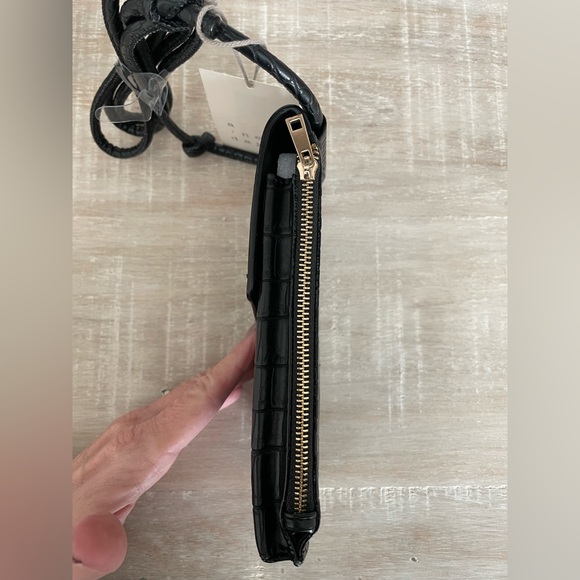 A New Day Cell Phone Purse Wallet Crossbody - Picture 2 of 4